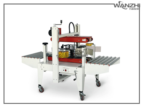 封箱機,邊封機,貼標機,自動（dòng）貼標機,貼標機廠家,東莞貼標機,東莞貼標機（jī）廠家,貼標簽機（jī）,貼標（biāo）設備